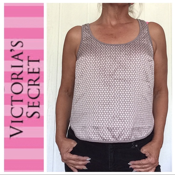 VICTORIAS SECRET SILKY SLEEP TANK MEDIUM - Picture 1 of 9